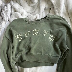 Forever 21 Green Crop Sweatshirt Relaxed Fit